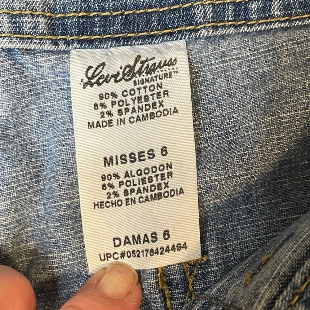 Levi Strauss Signature Capri's Size 6 - Picture 5 of 12